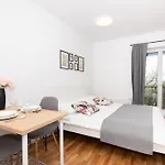Hotel apartamentowy Forgotten Garden 3*