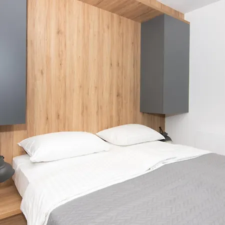 Aparthotel Forgotten Garden Apartments 3*