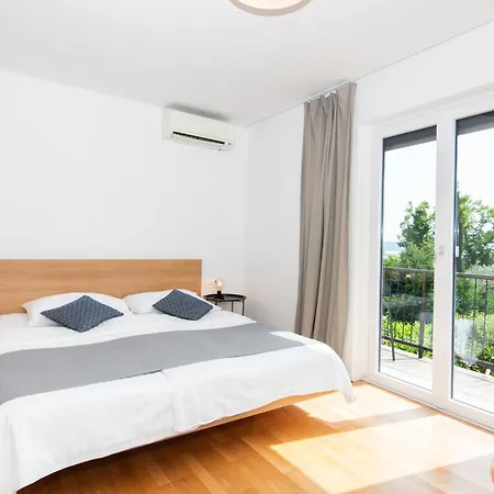 アパートホテル Forgotten Garden