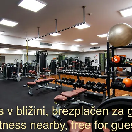 Forgotten Garden アパートホテル ポルトローシュ