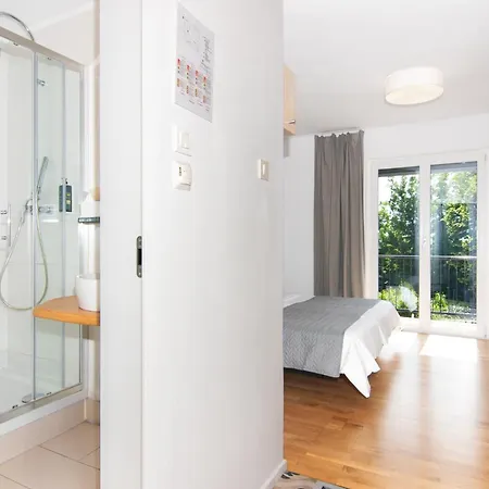 Forgotten Garden アパートホテル