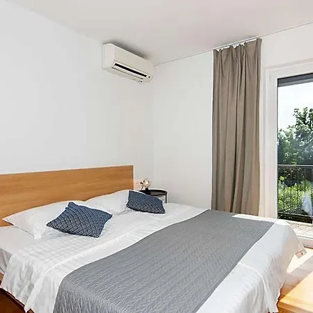Forgotten Garden Apartments Portoroz Aparthotel 3*