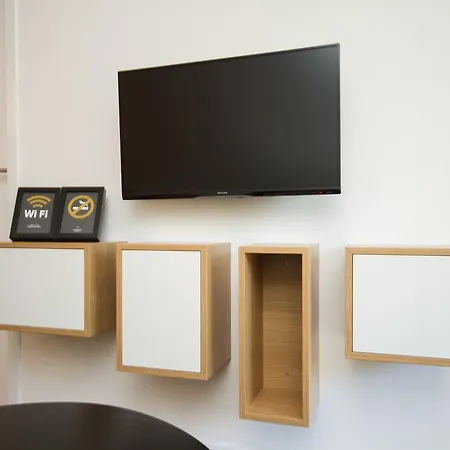 Forgotten Garden Apartments Aparthotel 3*