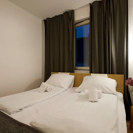 Forgotten Garden Apartments Aparthotel