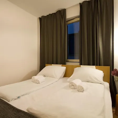 Forgotten Garden アパートホテル