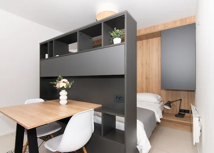 Forgotten Garden شقة فندقية