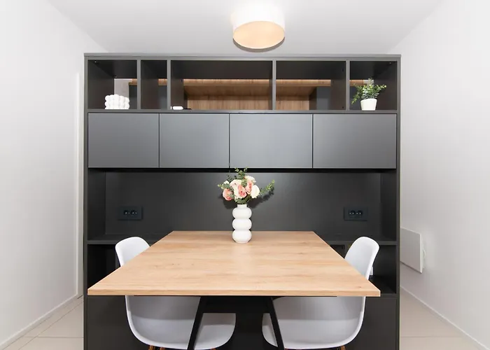 Forgotten Garden شقة فندقية 3*