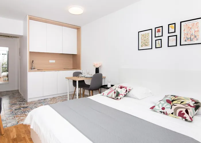 Forgotten Garden Apartments Portoroz Aparthotel Portoroz