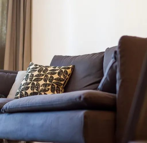 Forgotten Garden بورتوروز