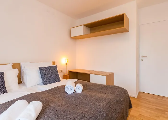 Forgotten Garden بورتوروز