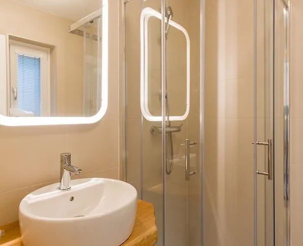 Forgotten Garden 3* بورتوروز